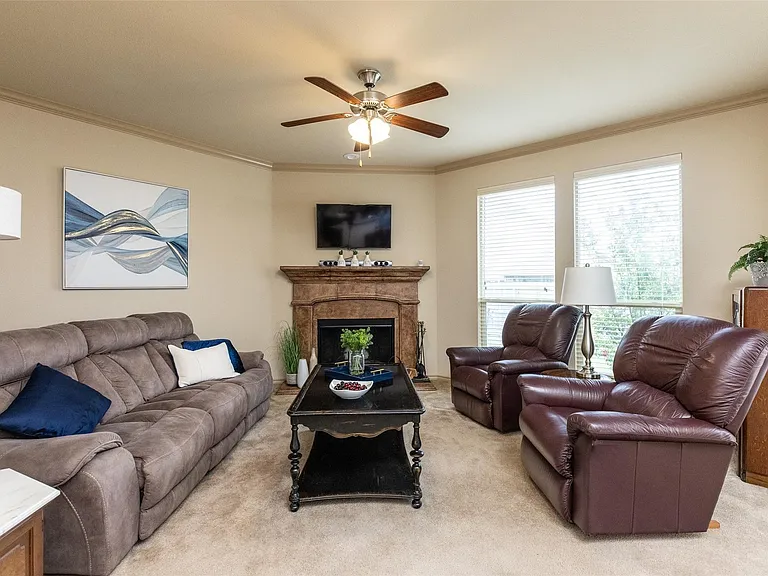 509 Vidalia Ct — Photo 9