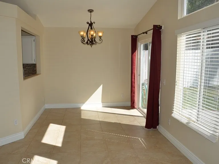 32499 Strigel Ct — Photo 7