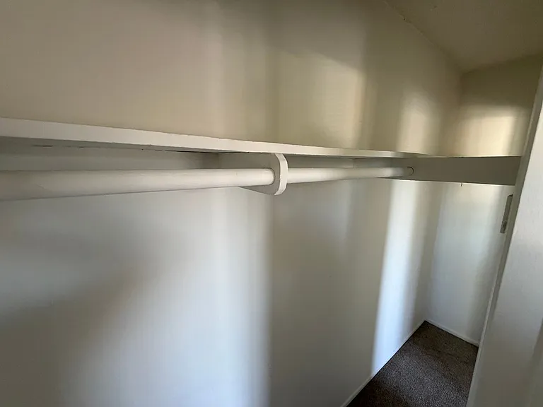 Spacious 1 Bedroom/1 Bathroom Apartment - $500 Off Move In + Reimbursed Application Fee — Photo 15