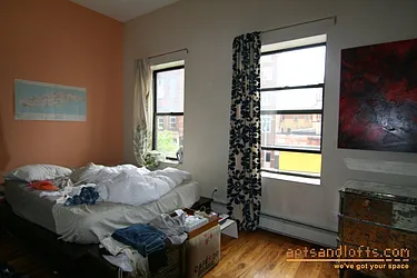 Rented by aptsandlofts.com