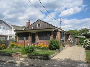 92 Eldorado St, Atlantic Beach, NY 11509