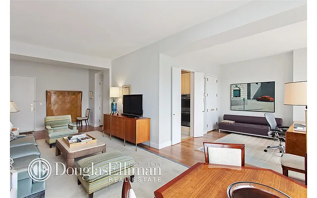 Rented by Douglas Elliman | media 6