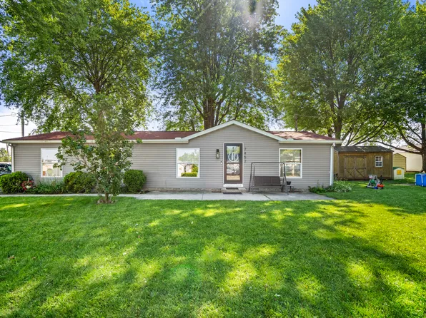 7452 Edison St, Russells Point, OH 43348