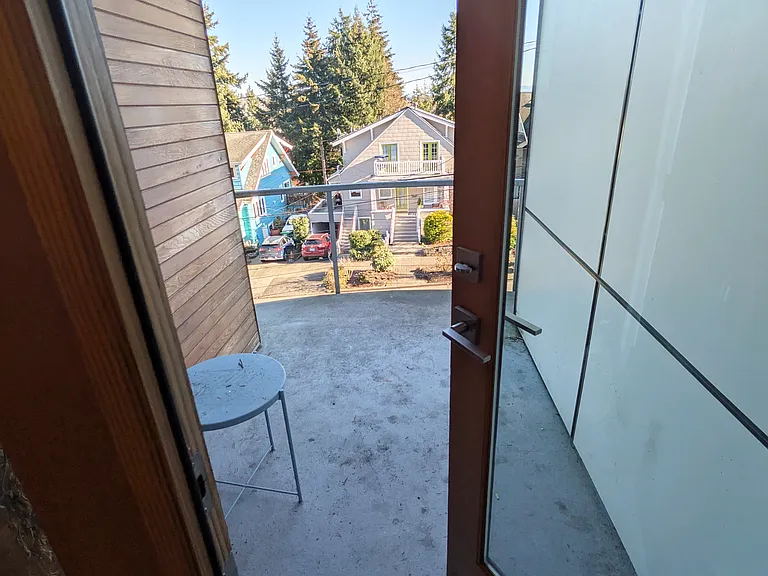 5043 21st Ave NE #B — Photo 18
