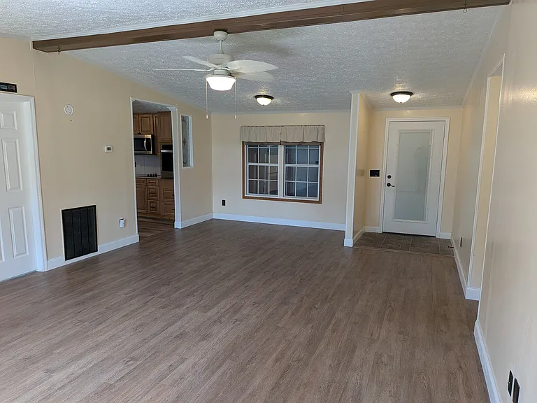 9289 Scepter Ave — Photo 7