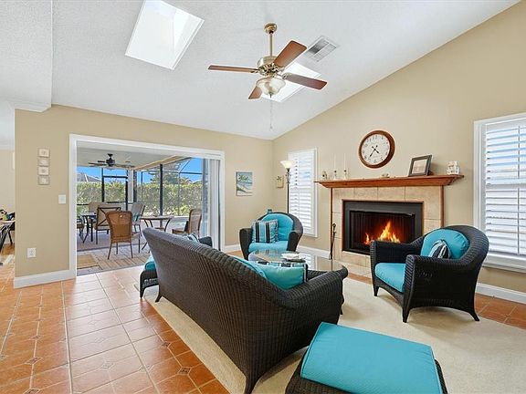 3rd image of 8 Bridge St