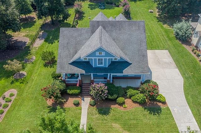 1st image of 526 Skybrook Dr