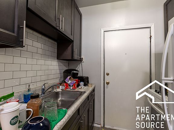 4th image of 929 W Sunnyside Ave APT 1S