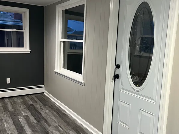 72 Berwick St, Beaver Meadows, PA 18216