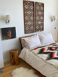 Rented by R New York