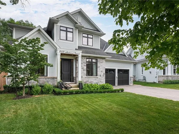 2458 Meadowood Cres, Oakville, ON L6L 1V6