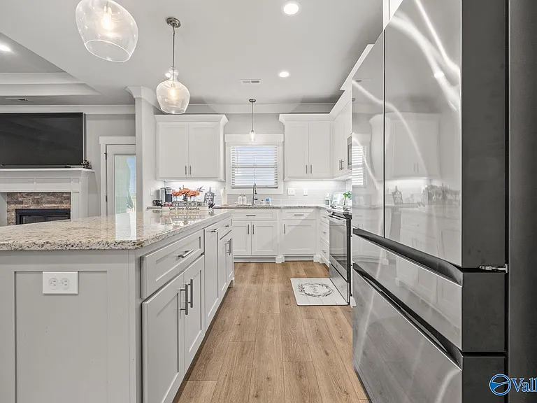 29458 Carnaby Ln — Photo 13
