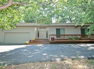 4508 New Hampshire Trl, Crystal Lake, IL 60012