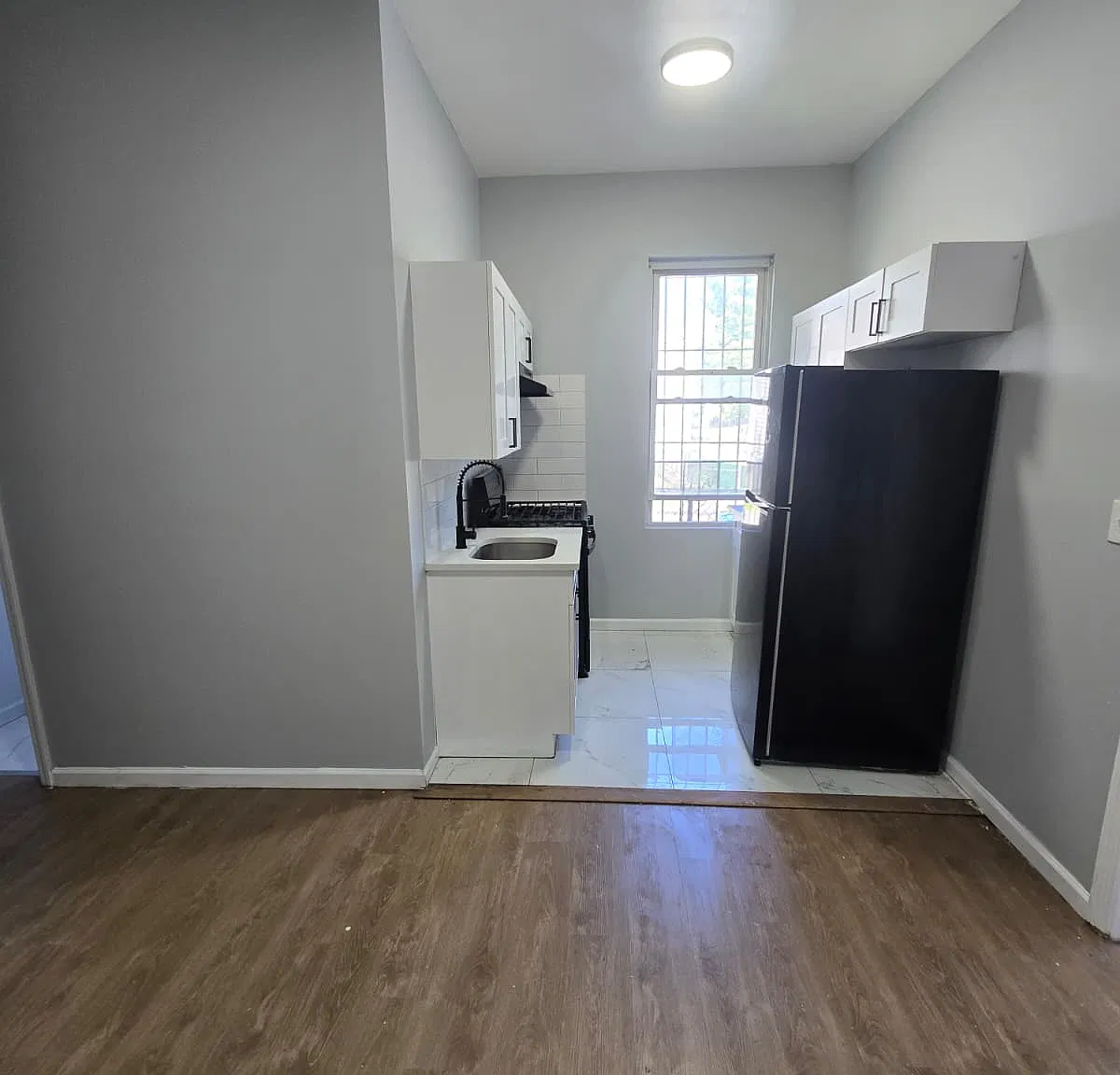 2 bed, 1.5 bath, $1,900 — Photo 2