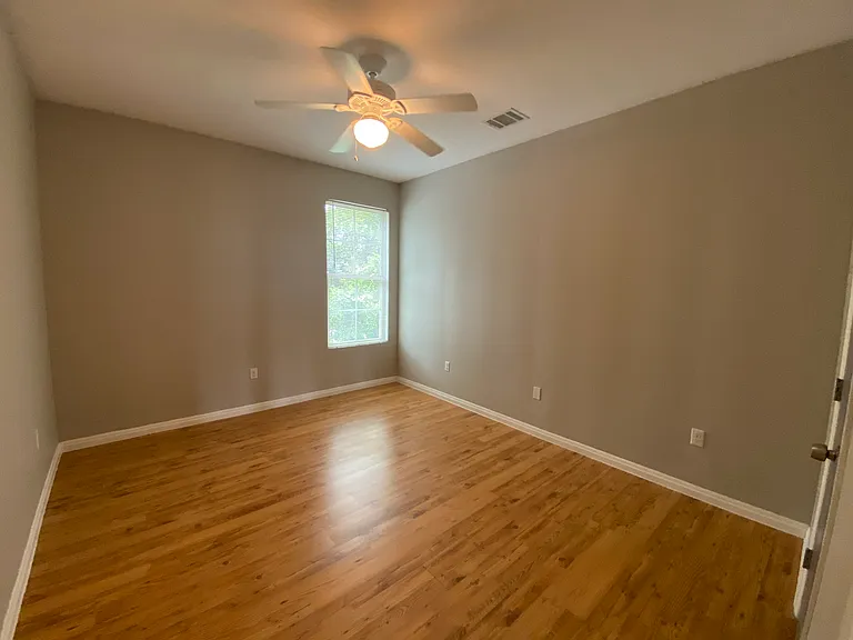 204 Spellbrook Ln — Photo 10