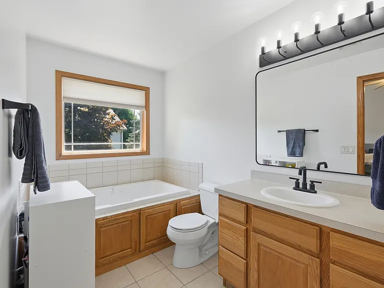 1051 Tamarack Way #1051 — Photo 15