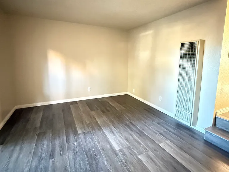 Reed Oaks Apartments — Photo 19