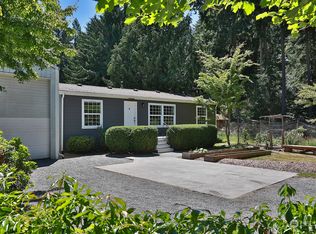 1948 Moonlight Dr, Freeland, WA 98249