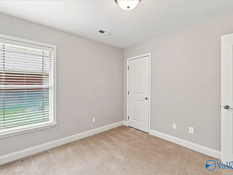 5015 Montauk Trl SE — Photo 25