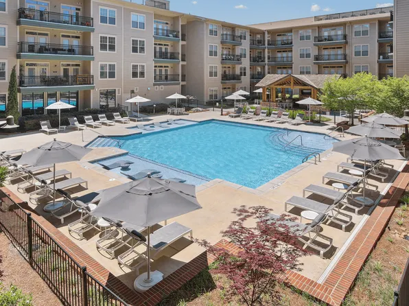 Revival on Main Apartments