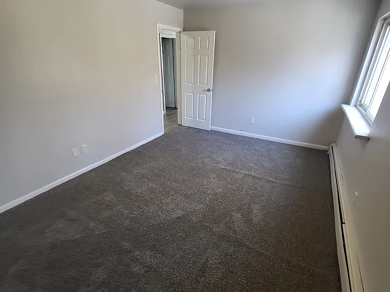 2109 E Rand St #3B — Photo 3