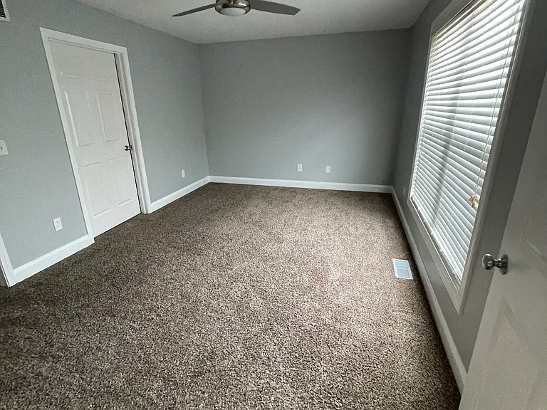 1708 Lydia Ct — Photo 15