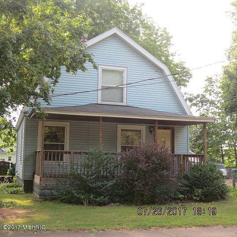 1st image of 407 McOmber St
