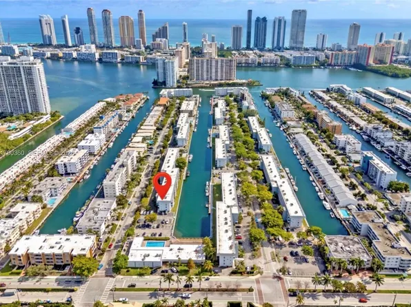 3600 NE 170th St #D400, North Miami Beach, FL 33160