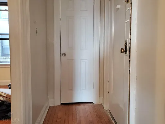 Rented by Hillel Realty Group | media 14