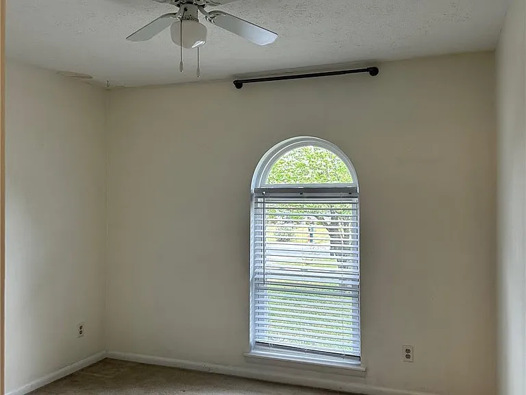 6850 Buttermere Dr — Photo 9