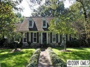 4100 Pomfret Ln, Charlotte, NC 28211