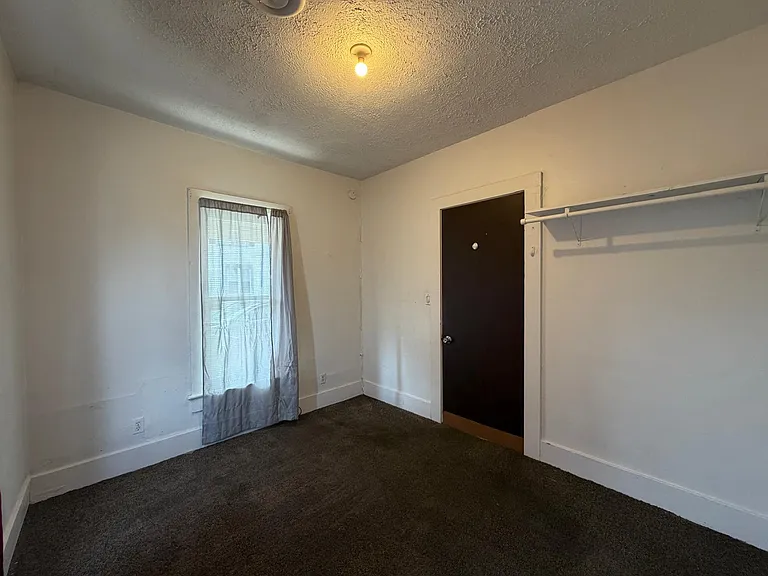1114 Vine St — Photo 5