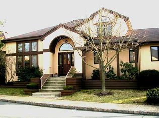 276 Sayre Dr, Princeton, NJ 08540