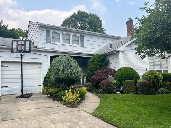 588 Washington Street, West Hempstead, NY 11552