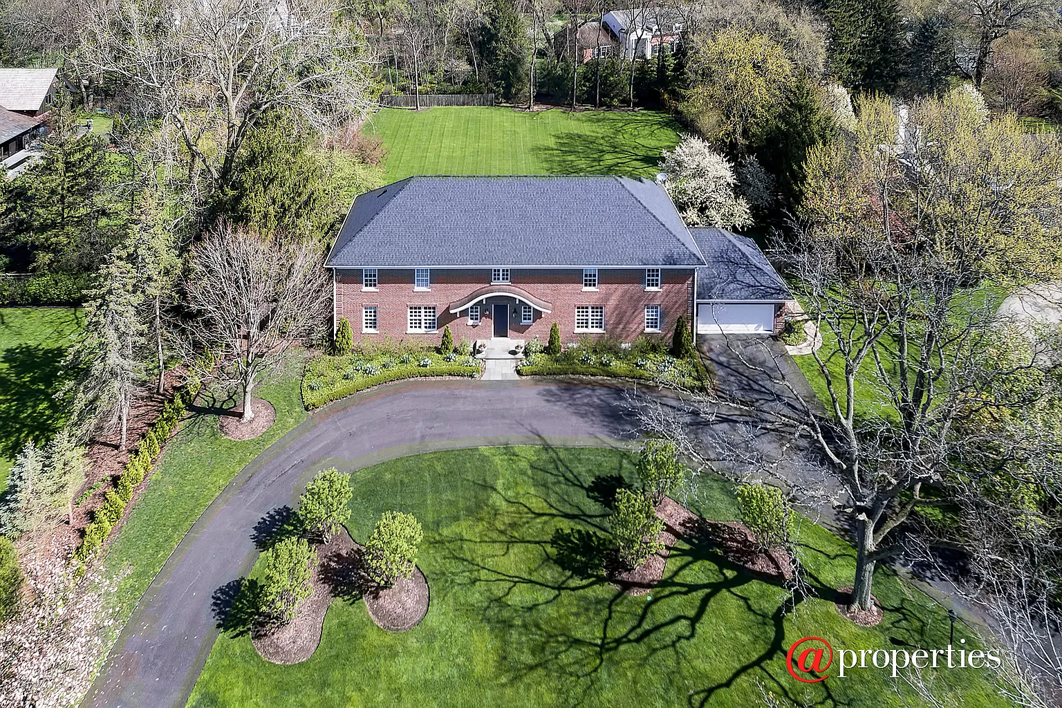 309 Woodley Rd photo 1