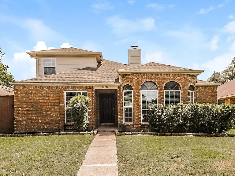 1208 Paintbrush St — Photo 1