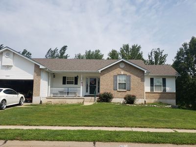 1201 Pinewood Dr, Pacific, MO, 63069