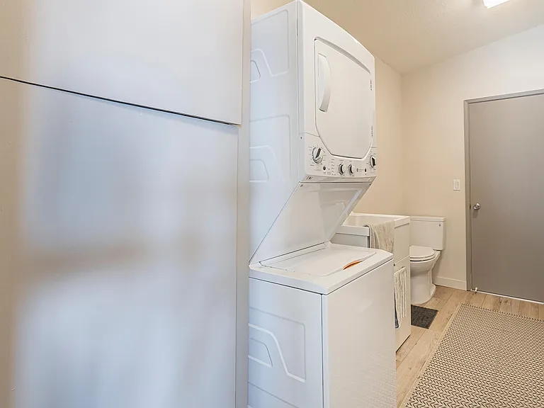 289 Salishan Dr — Photo 41