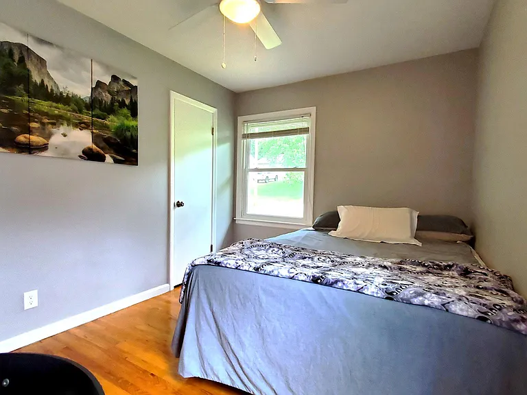 8910 Belleview Ave — Photo 25