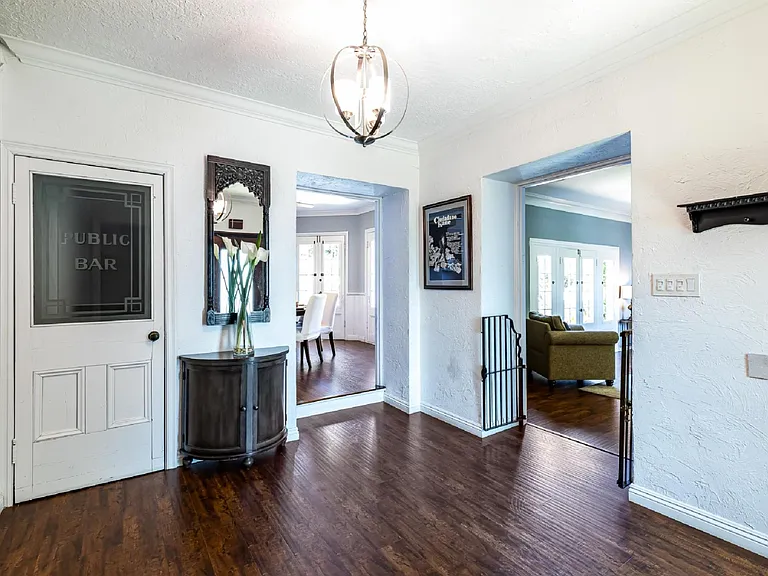 8545 Franklin Ave — Photo 18