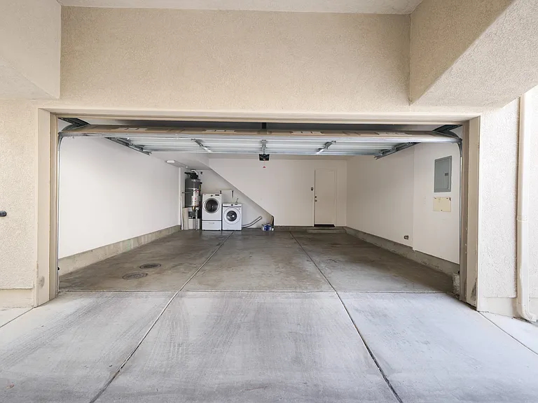 415 Almond Rd — Photo 18