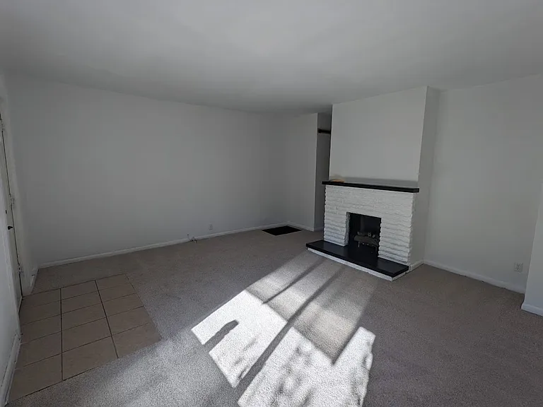 546 E. Jenkins Ave — Photo 5