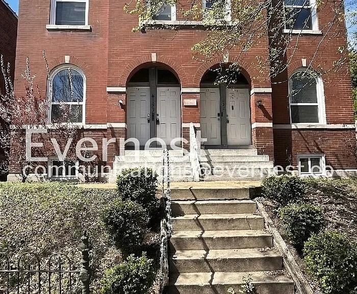 4127 Oregon Ave #2F — Photo 1