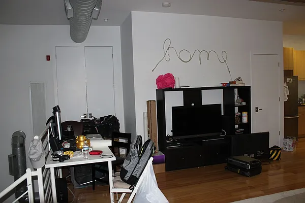 Rented by Premier Metro Realty Corp | media 17