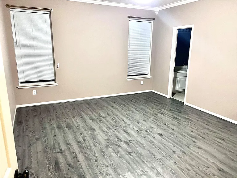 5301 Carefree Dr — Photo 8