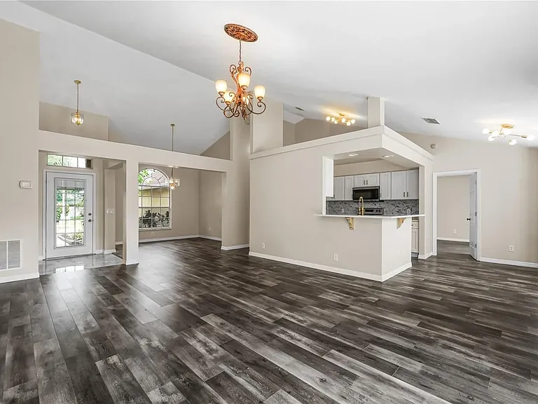 4806 Doc Dr — Photo 6