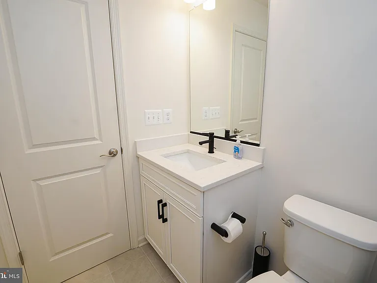 414 Waterfield Ct — Photo 50