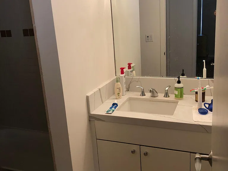 1600 Webster St #103 — Photo 11