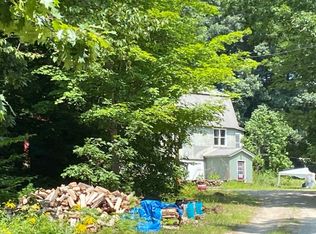 21 Center Brook Ln, Weare, NH 03281