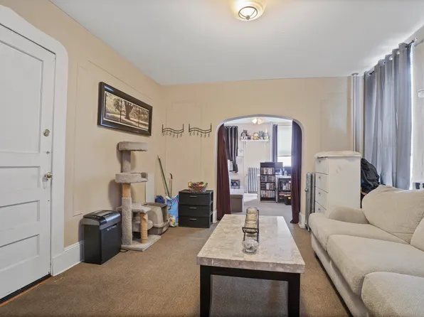 60-46 Putnam Avenue image 19 of 47